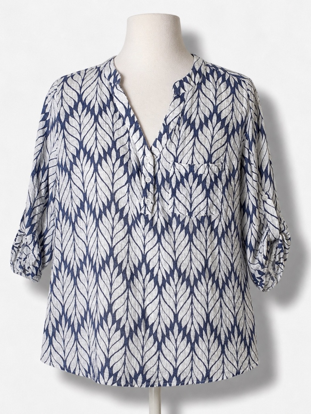Coconut Row Palm Beach Women Sz M Gauze Top Rolled Tab Sheer 3/4 Slv Blue White